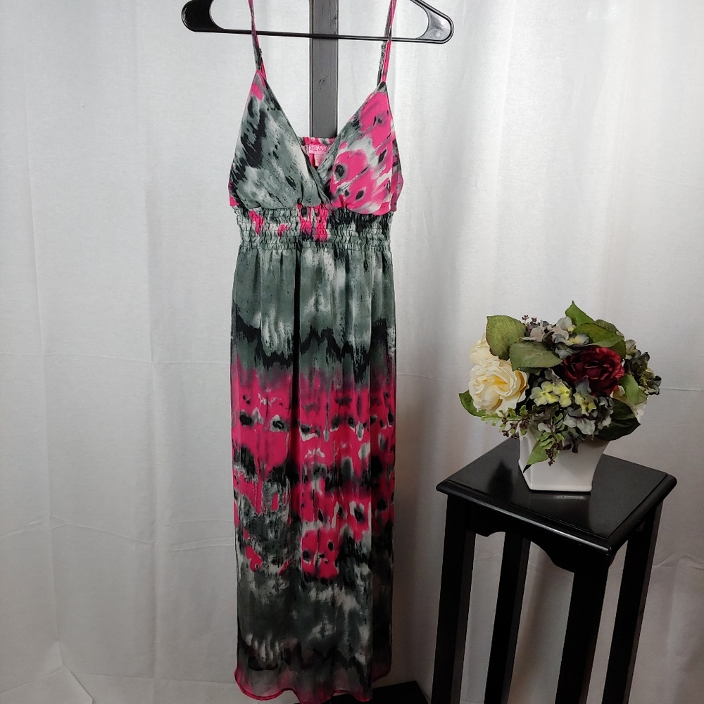 She Scool Gray and Fuchsia Maxi Dress L. W24